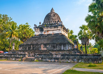 เที่ยวเวียงจันทน์ วังเวียง 2500 บาท รับสนามบินวัดไต