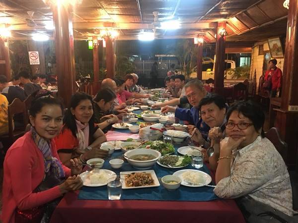 ร้านอาหารปากห้วย