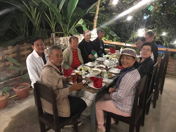 ร้านอาหารริมโขง เมืองหลวงพระบาง สปป.ลาว